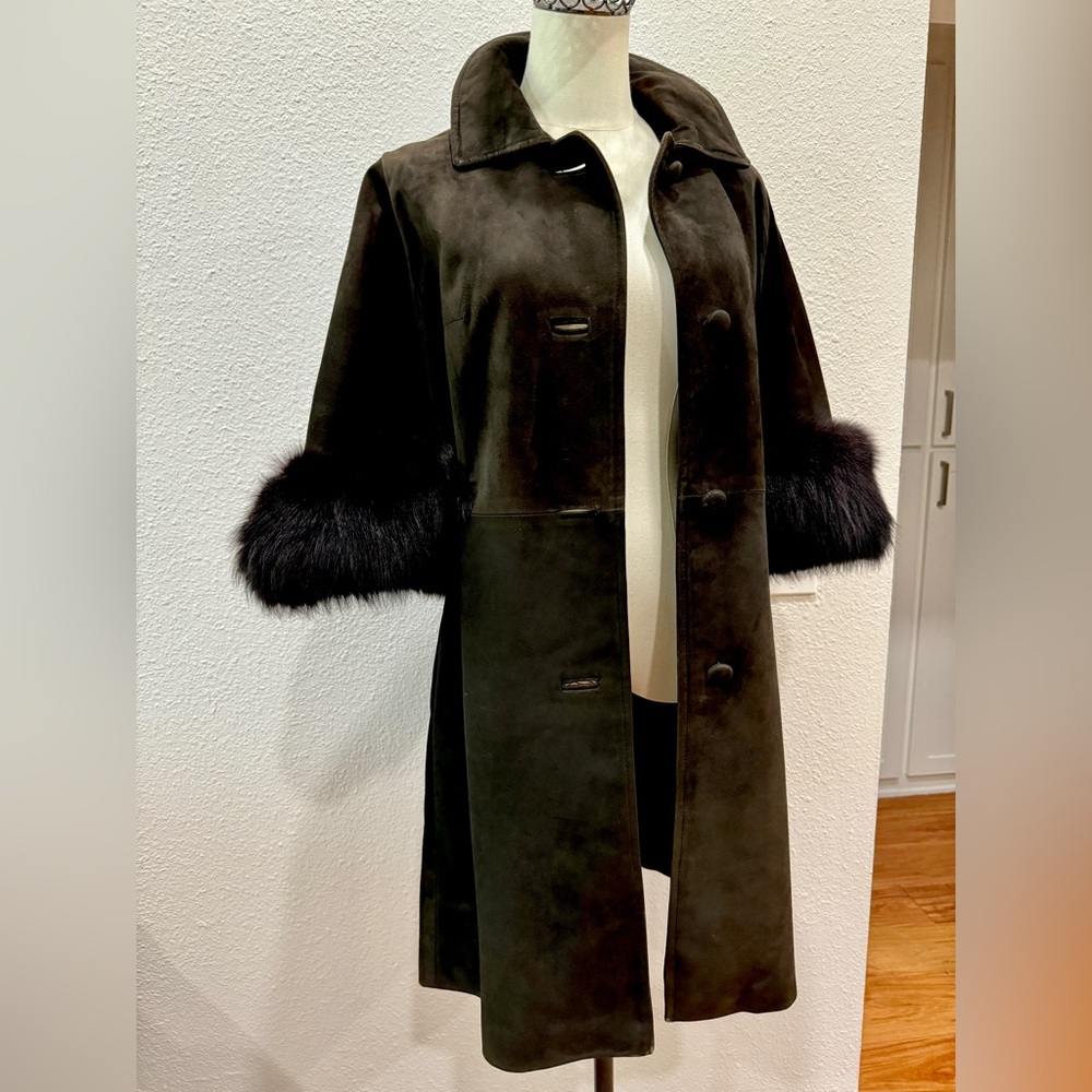 Vintage Black Suede Coat With Fur Capelet